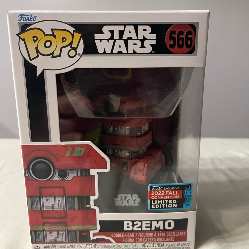 Star Wars 
Funko Pop 
B2EMO #566